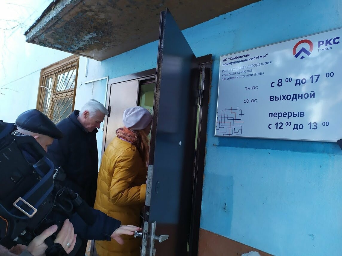 Член Общественной палаты России Игорь Шпектор оценил капремонт, жилье для переселенцев и очистные сооружения в Тамбове, фото-11