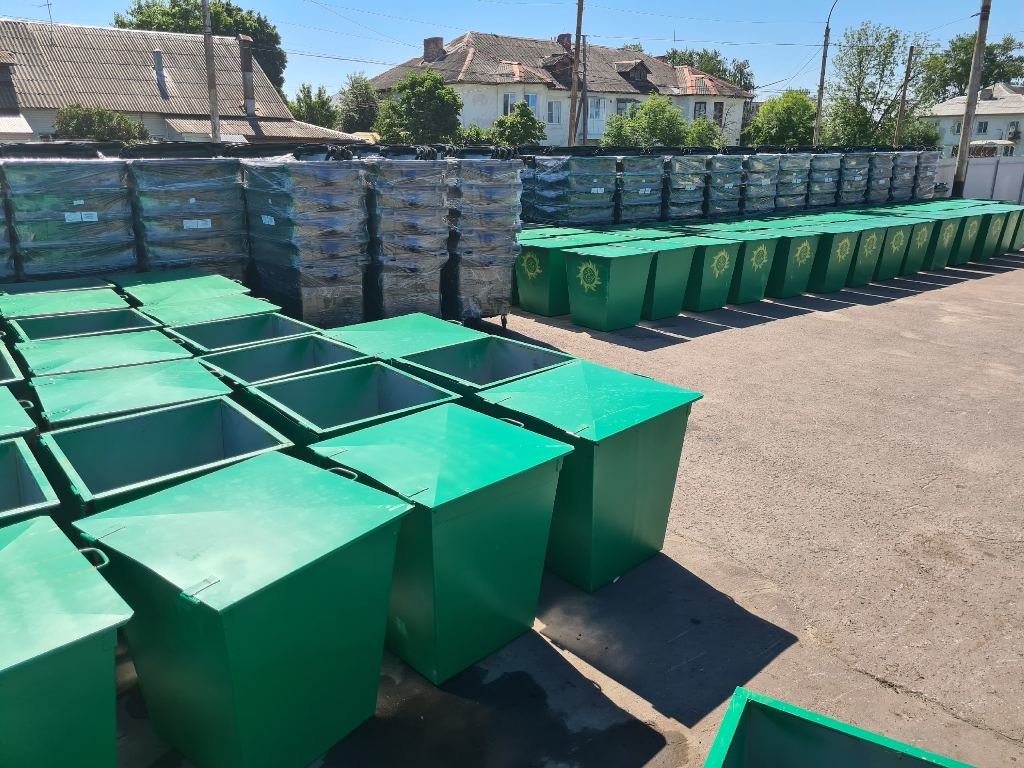 «Тамбовская сетевая компания» закупила более 1100 новых мусорных контейнеров, фото-4